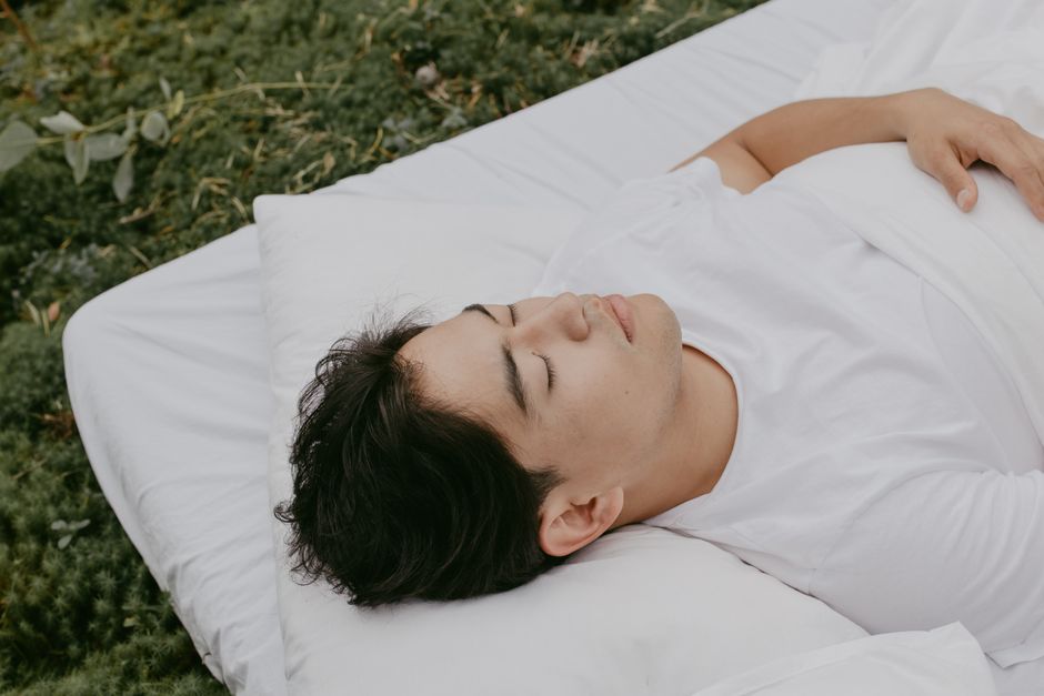 아침에 개운하게 일어나는 모습