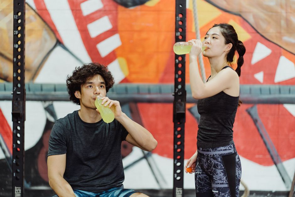 🏃‍♂️ 오후 3시, 당신의 에너지가 '바닥'나는 진짜 이유! 챔피언처럼 하루를 '완주'하는 3가지 과학적 비법!